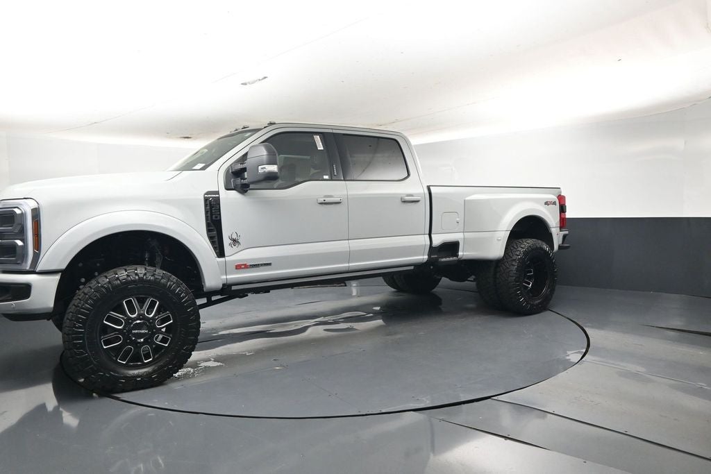 2026 Ford F-350SD Platinum DRW