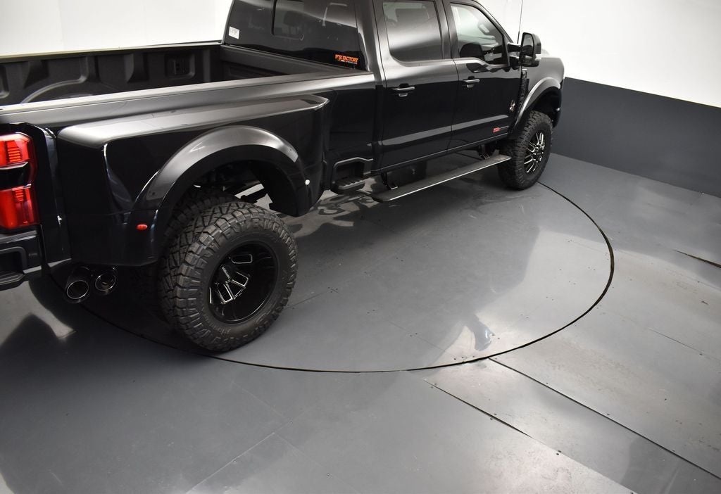 2026 Ford F-350SD Platinum DRW