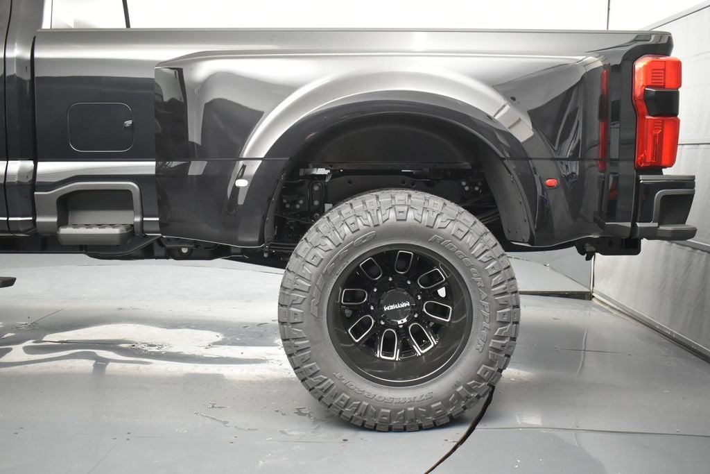 2026 Ford F-350SD Platinum DRW