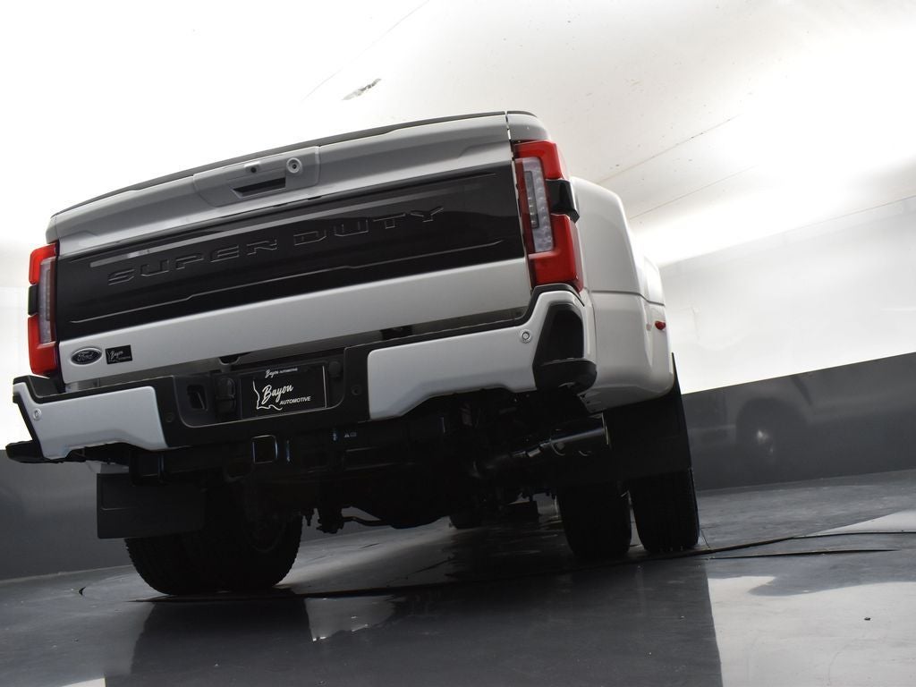 2026 Ford F-350SD Platinum 723A DRW