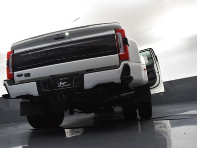 2026 Ford F-350SD Platinum 723A DRW