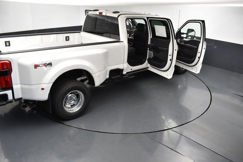 2026 Ford F-350SD Platinum 723A DRW