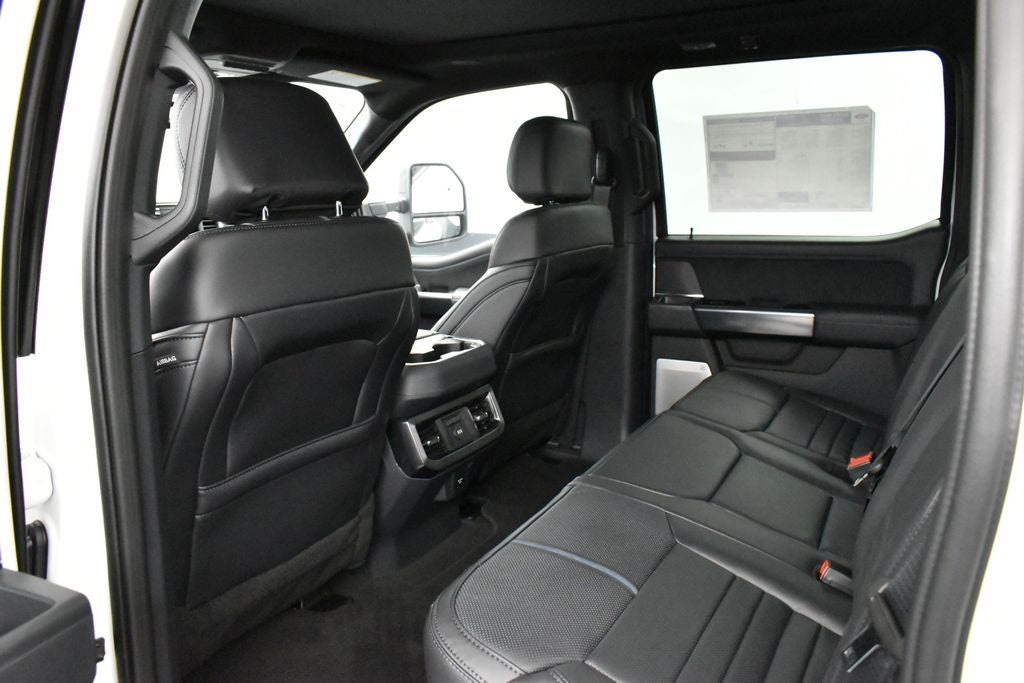 2026 Ford F-350SD Platinum 723A DRW
