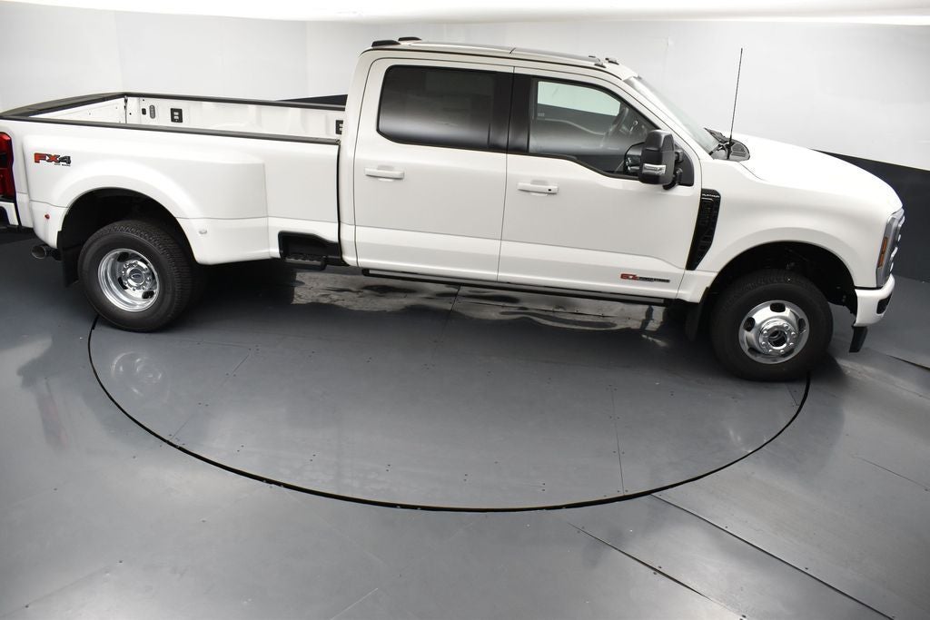 2026 Ford F-350SD Platinum 723A DRW