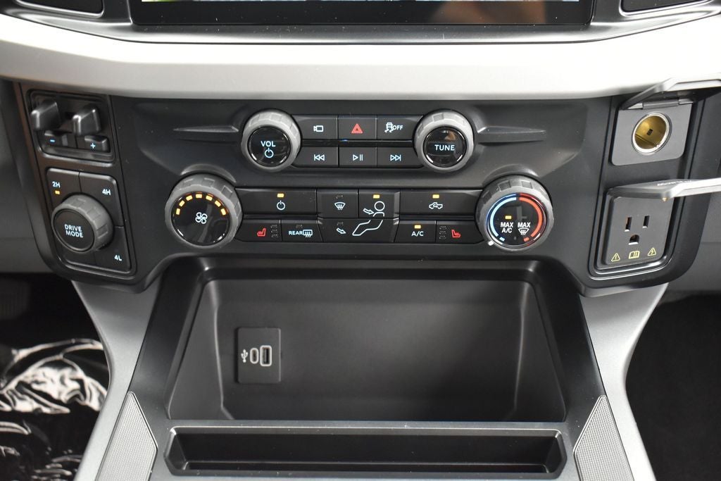 2026 Ford F-350SD XLT 623A DRW