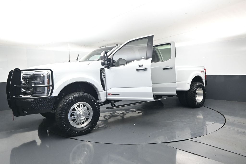 2025 Ford F-450SD King Ranch DRW