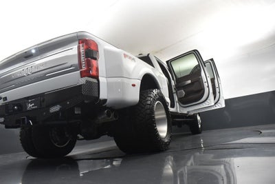 2025 Ford F-450SD King Ranch DRW