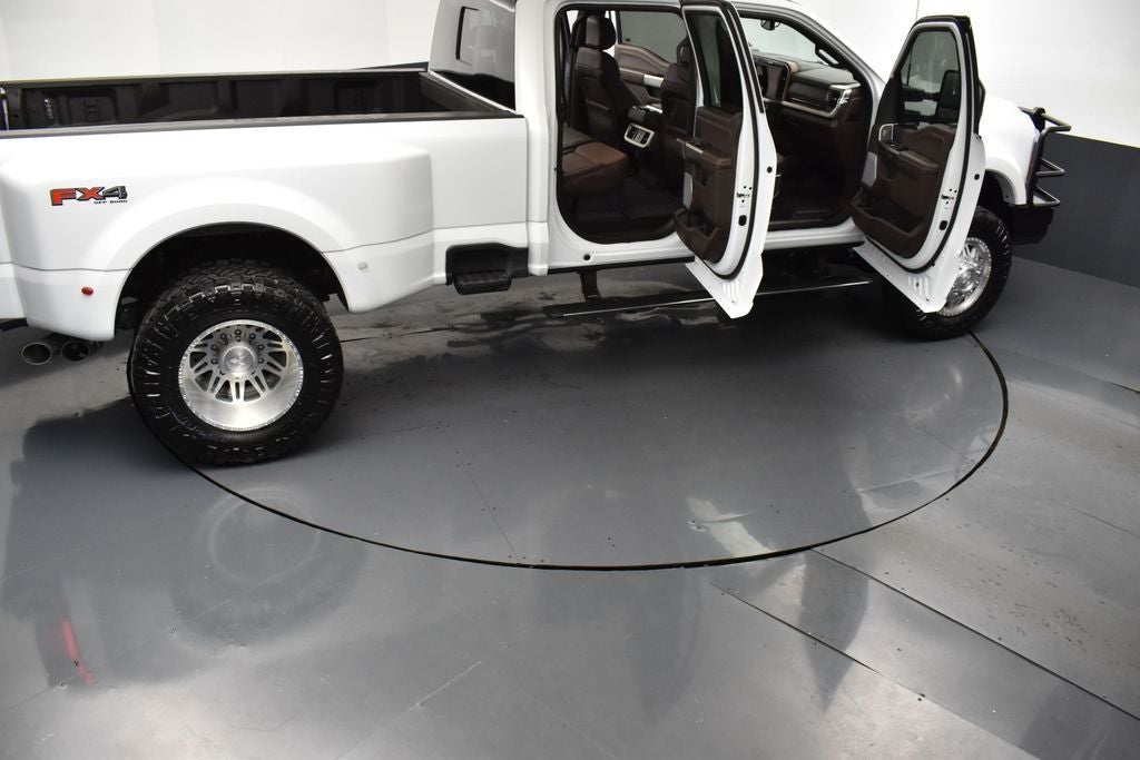 2025 Ford F-450SD King Ranch DRW