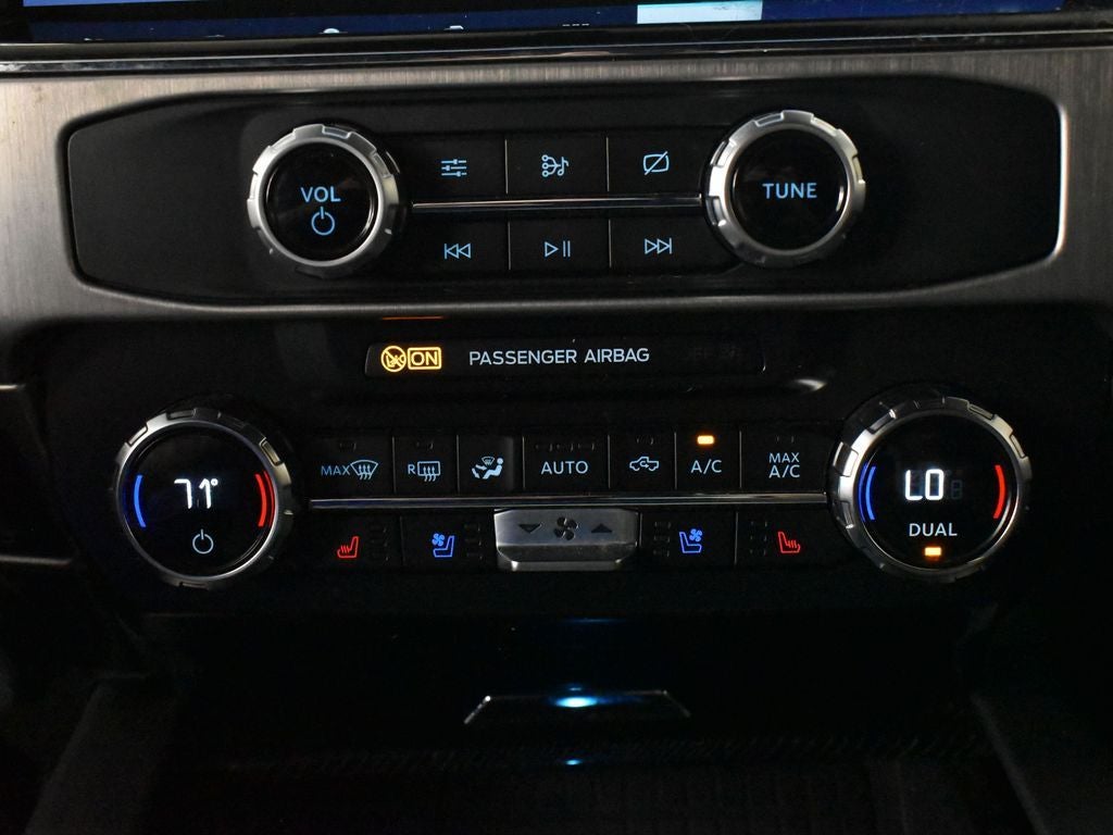 2022 Ford F-450SD Platinum DRW