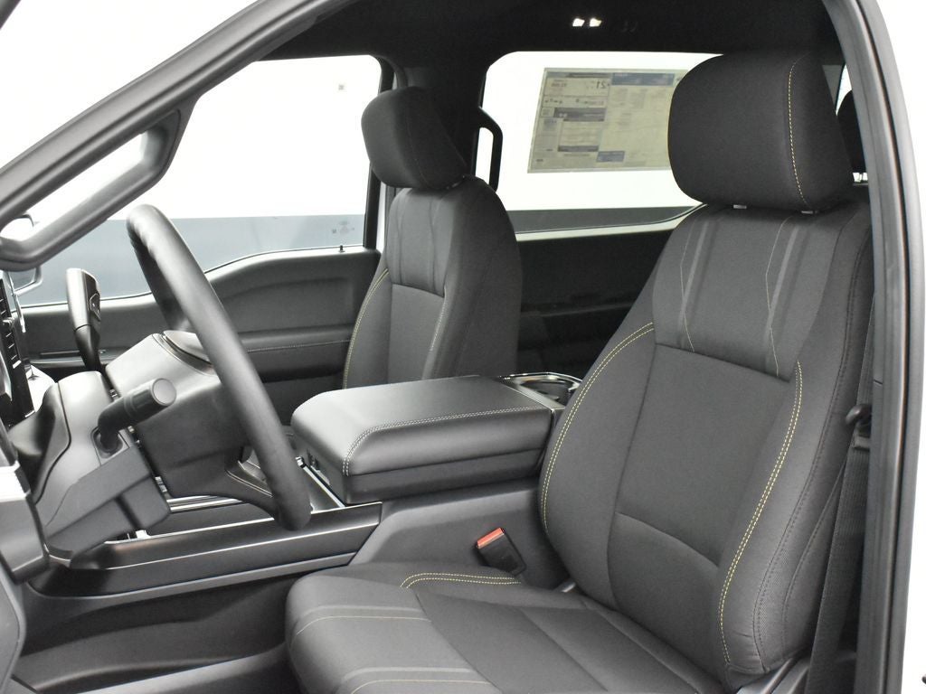 2025 Ford F-150 STX 200B