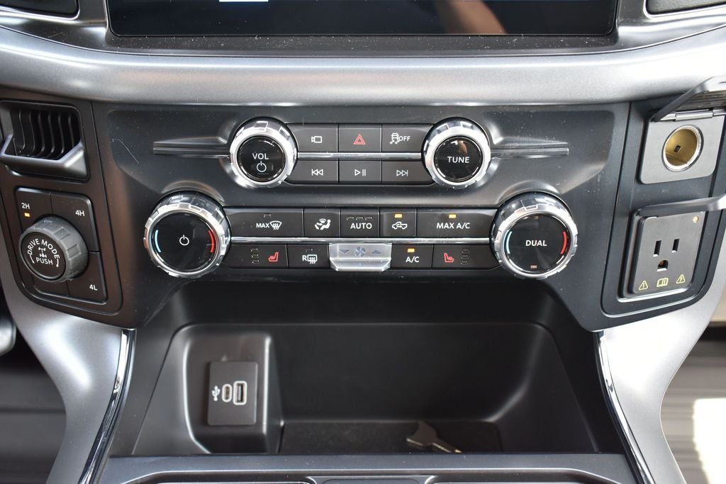 2026 Ford F-150 XLT 302A