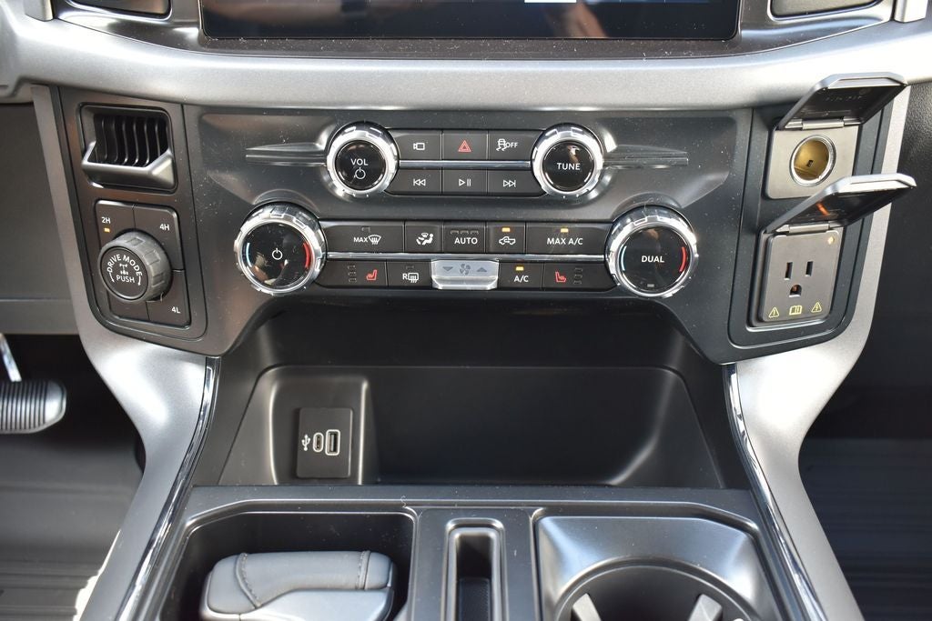 2026 Ford F-150 XLT 302A