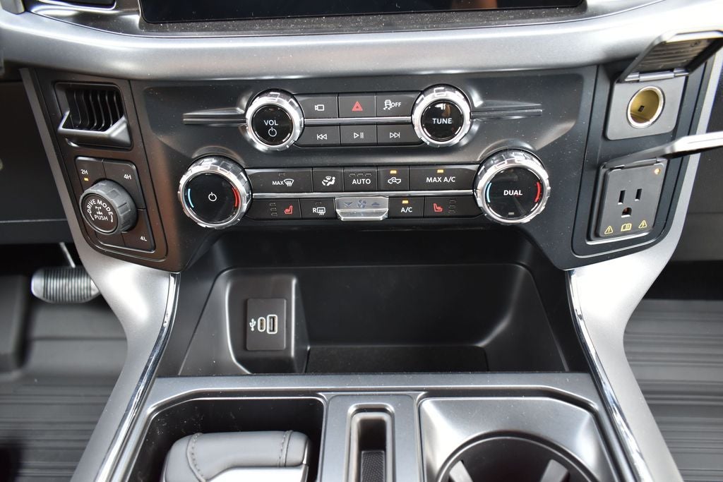 2026 Ford F-150 XLT 302A