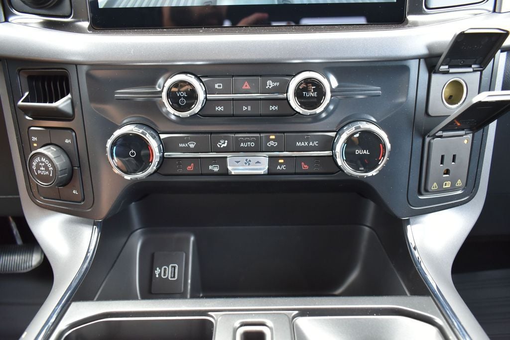 2026 Ford F-150 XLT 302A