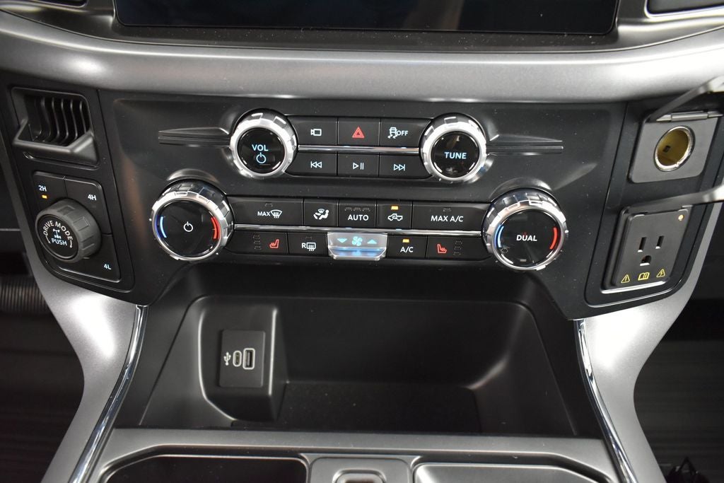 2026 Ford F-150 XLT 302A