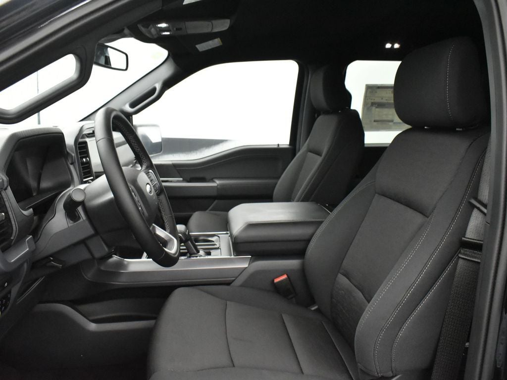 2025 Ford F-150 XLT 302A