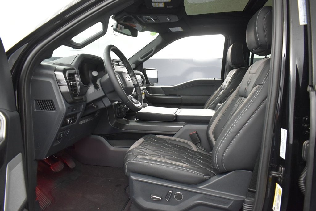 2026 Ford F-150 Lariat Black Widow