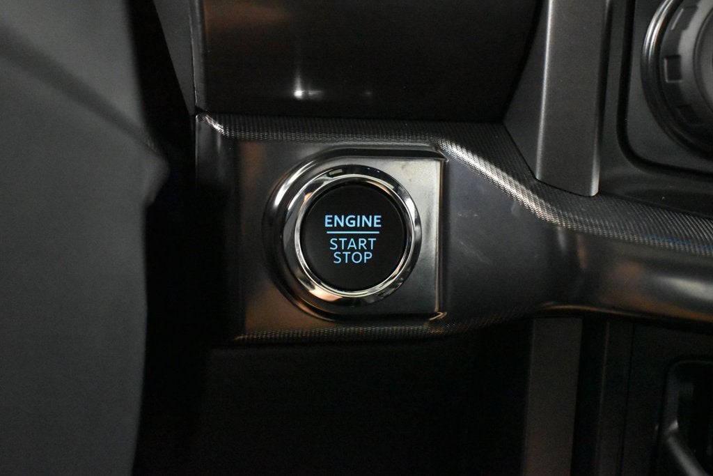 2026 Ford F-150 Lariat Black Widow