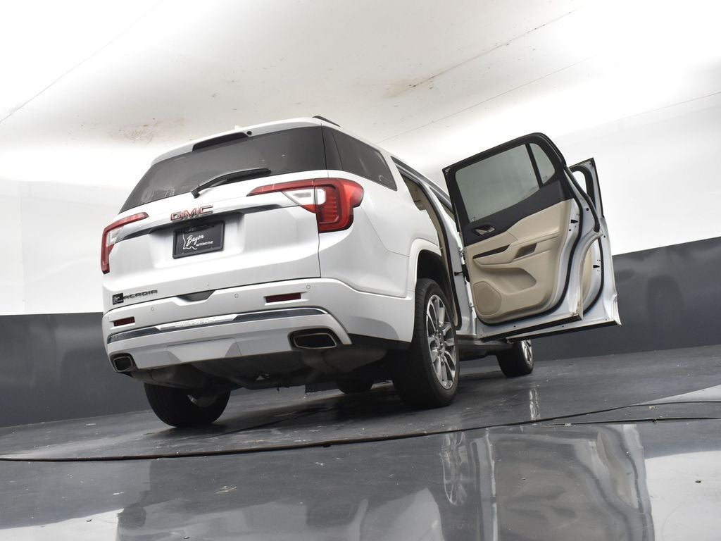 2023 GMC Acadia Denali