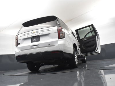 2022 Chevrolet Suburban LT