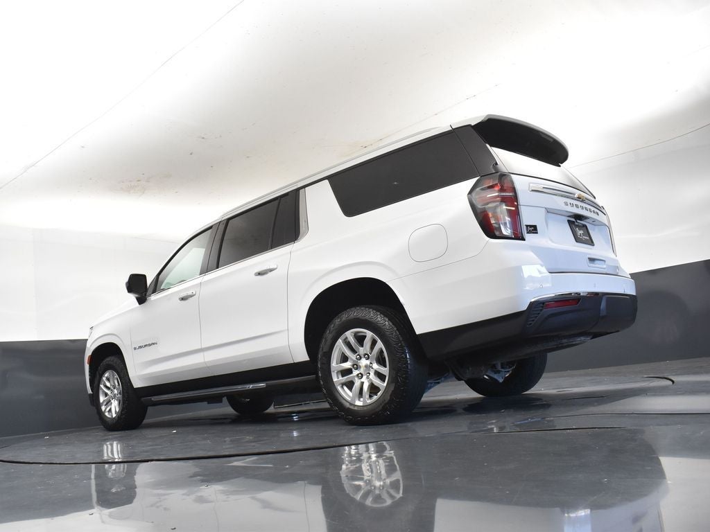 2022 Chevrolet Suburban LT