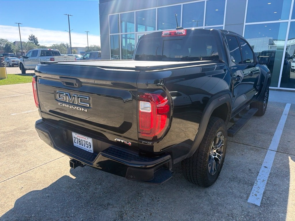 2024 GMC Canyon AT4
