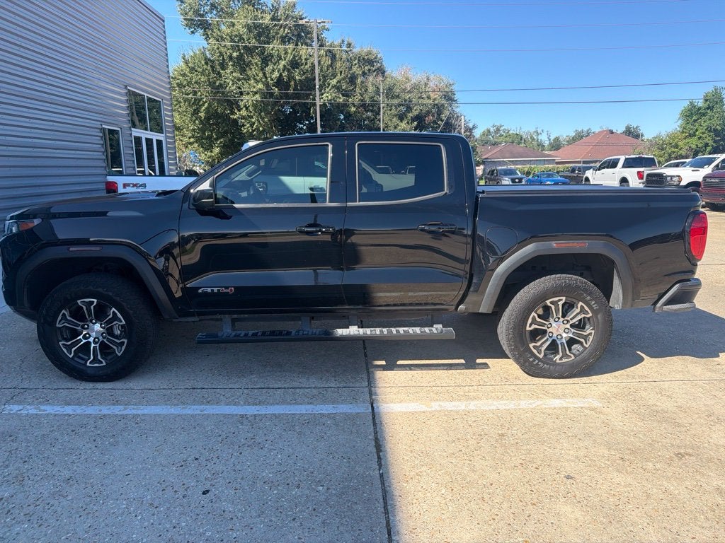2024 GMC Canyon AT4