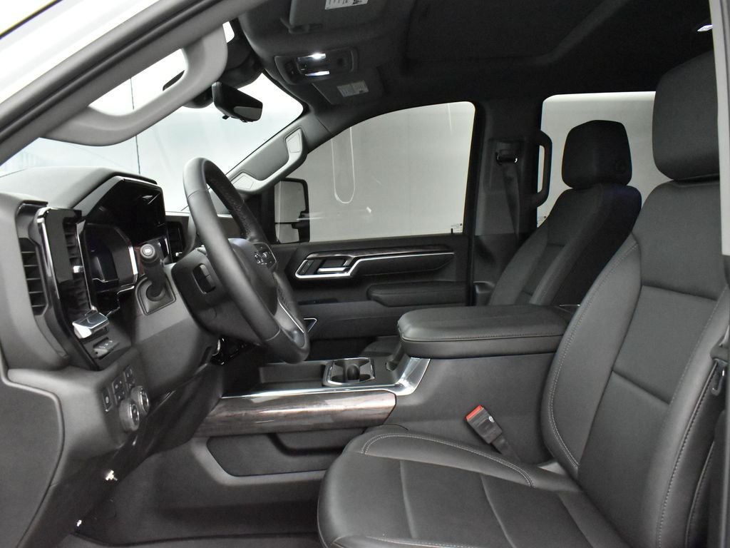 2025 Chevrolet Silverado 2500HD LTZ