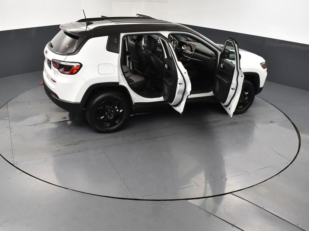2023 Jeep Compass Trailhawk