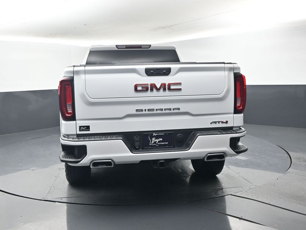 2022 GMC Sierra 1500 AT4