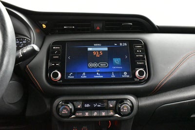 2021 Nissan Kicks SR