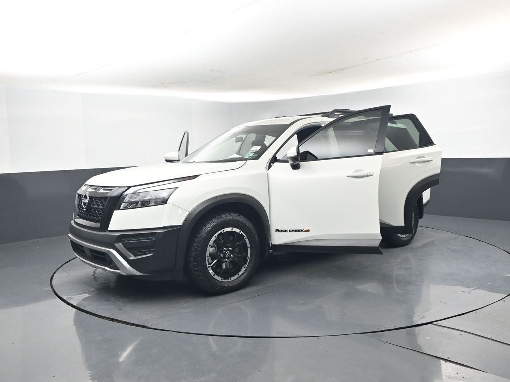 2025 Nissan Pathfinder Rock Creek