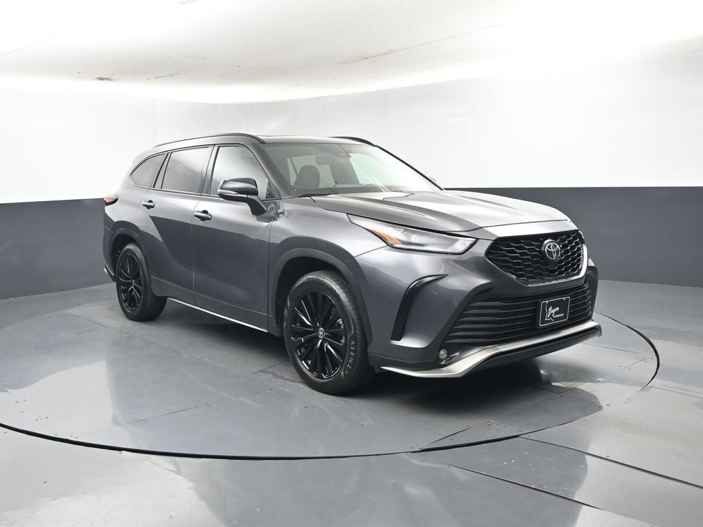2025 Toyota Highlander XSE