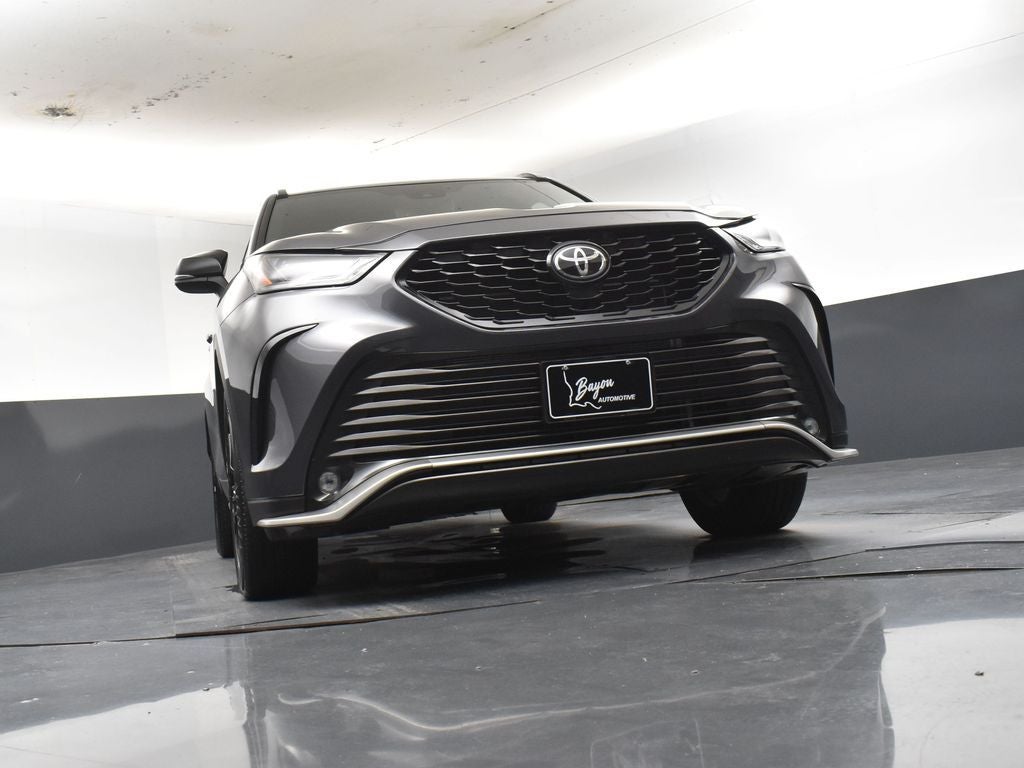 2025 Toyota Highlander XSE