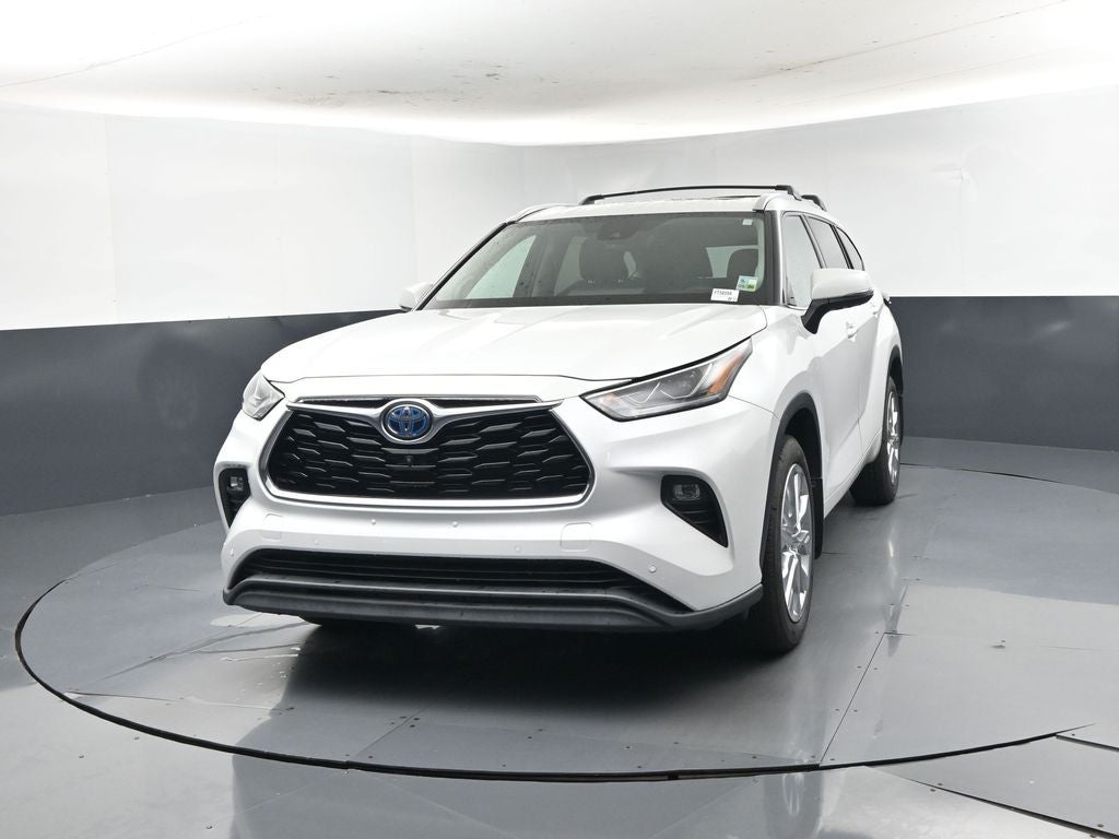 2022 Toyota Highlander Hybrid Limited