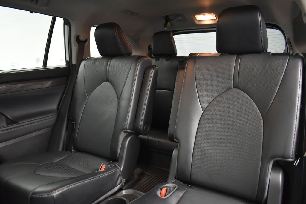 2022 Toyota Highlander Hybrid Limited