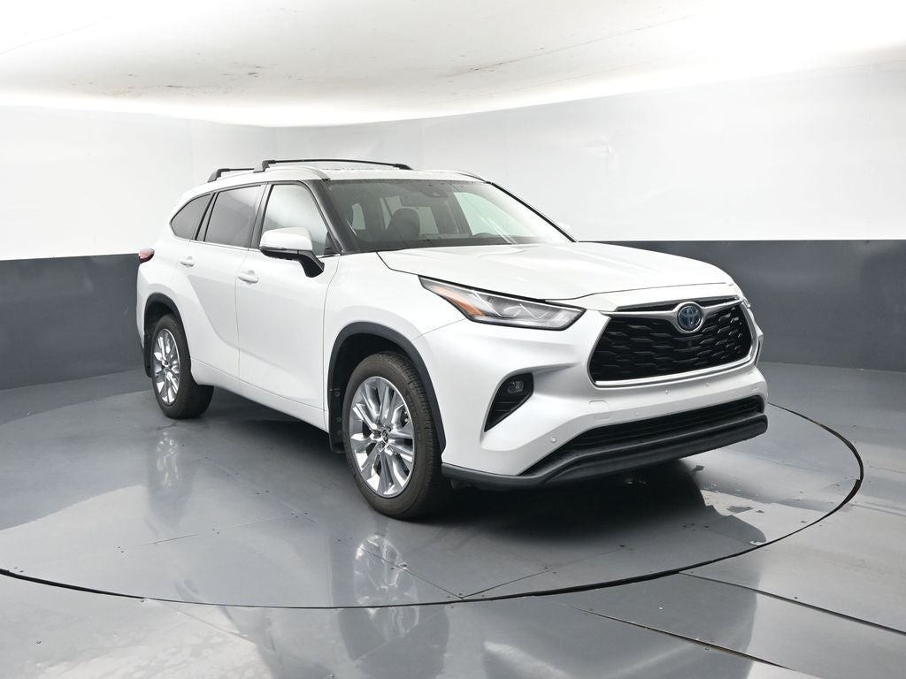 2022 Toyota Highlander Hybrid Limited