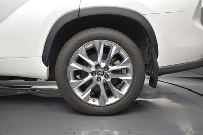2022 Toyota Highlander Hybrid Limited