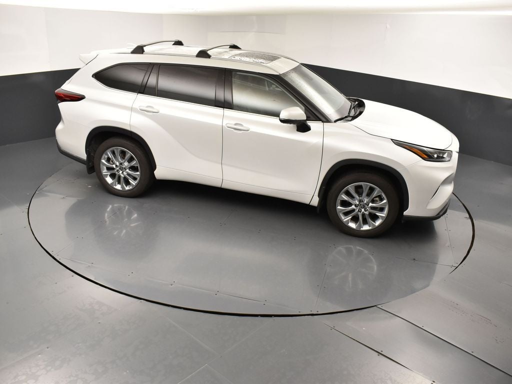 2022 Toyota Highlander Hybrid Limited