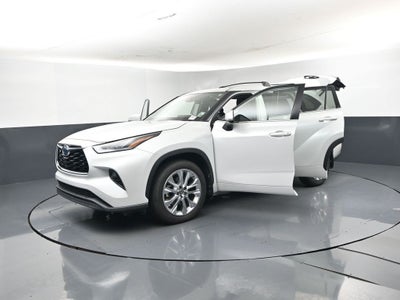 2022 Toyota Highlander Hybrid Limited