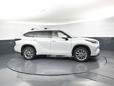 2022 Toyota Highlander Hybrid Limited