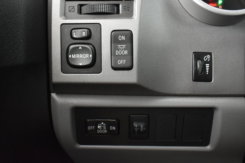 2011 Toyota Tundra Grade 4.6L V8