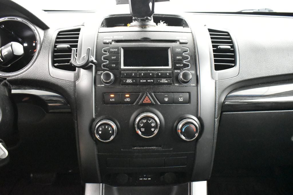 2011 Kia Sorento LX