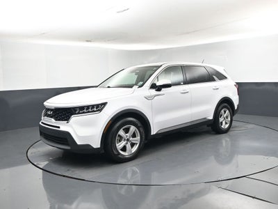 2022 Kia Sorento LX