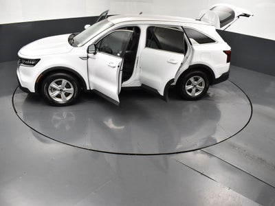 2022 Kia Sorento LX