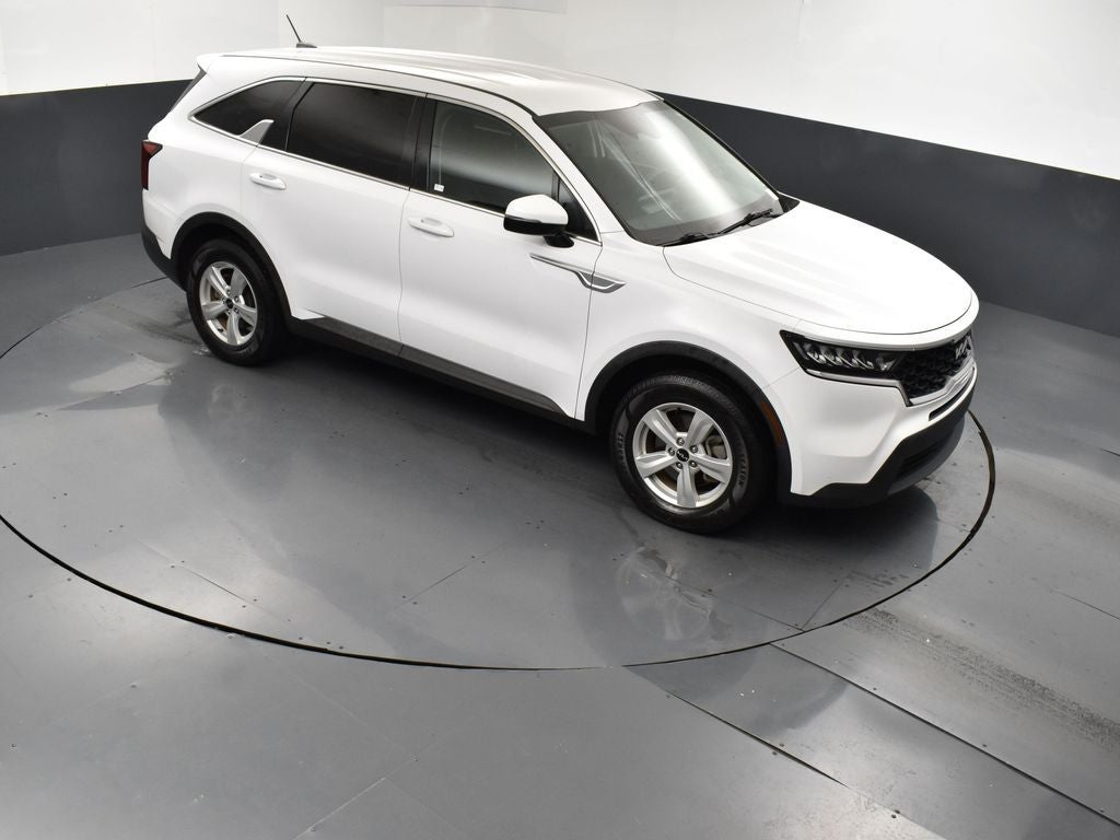 2022 Kia Sorento LX