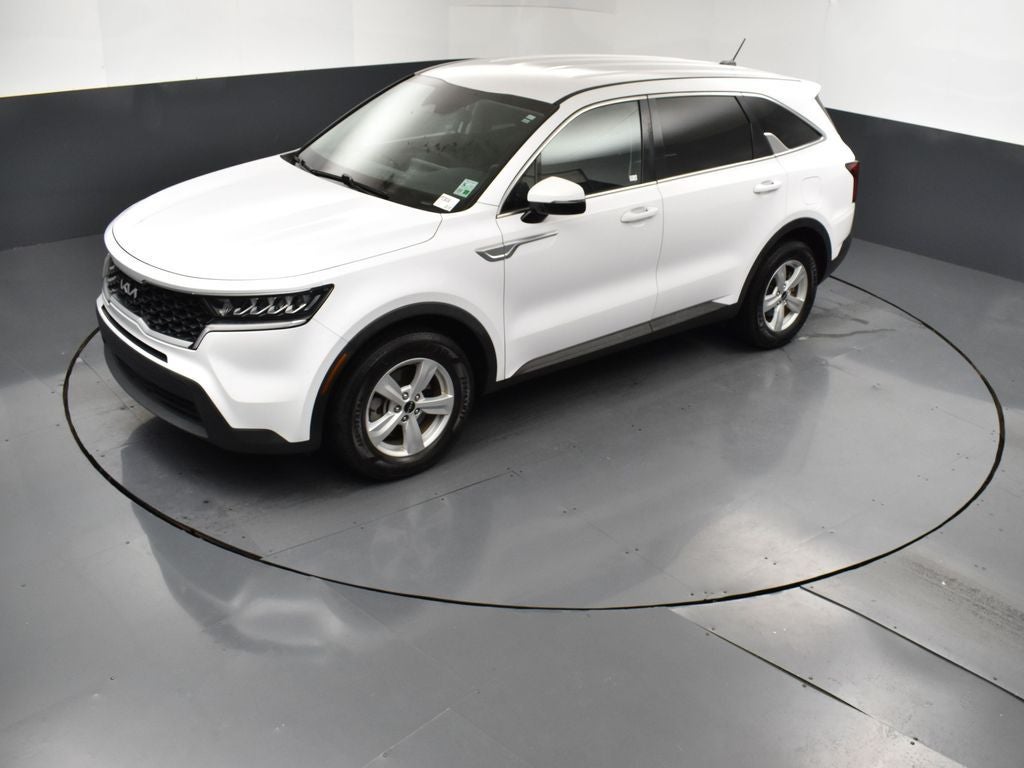 2022 Kia Sorento LX