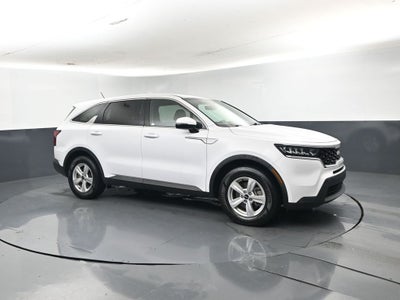 2022 Kia Sorento LX