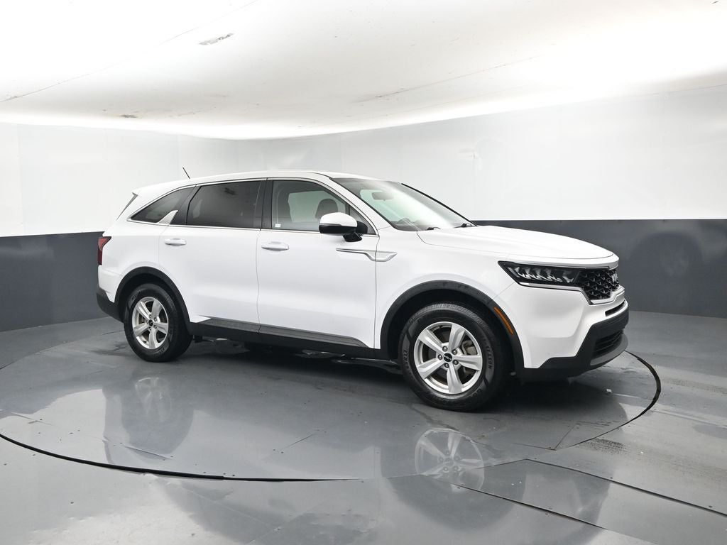 2022 Kia Sorento LX