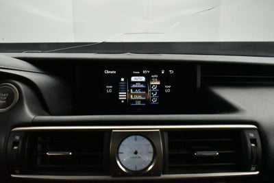 2018 Lexus IS 300
